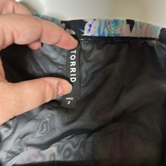 Torrid size 2 high rise bathing suit bottoms floral and black - Picture 3 of 6